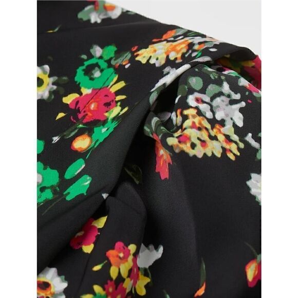 H&M Defined Shoulder Crew-Neck Long Sleeve Multicolor Black Floral Blouse Size L - Picture 10 of 10
